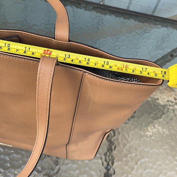 Rebecca Minkoff Tan Leather Tote Bag - Picture 8 of 17